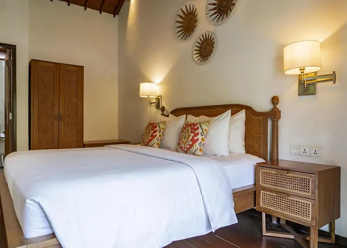 Goya Courtyard 3*