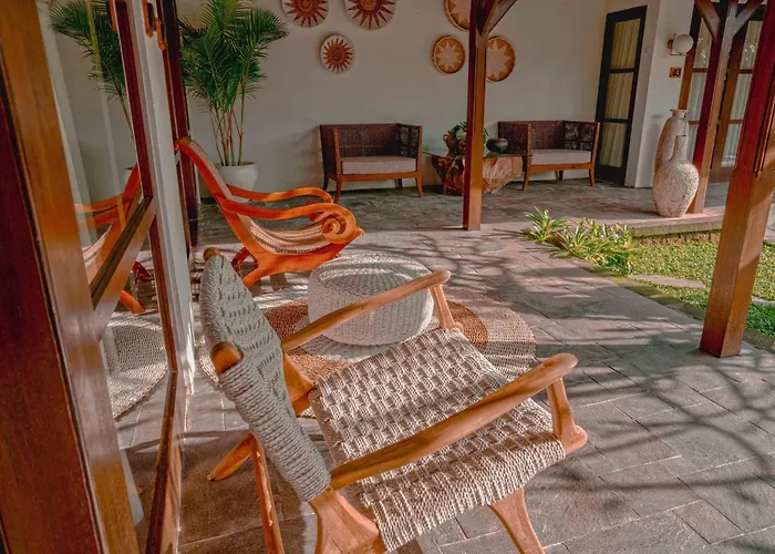 Goya Courtyard 3*