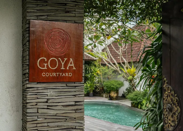 ホテル Goya Courtyard 3*